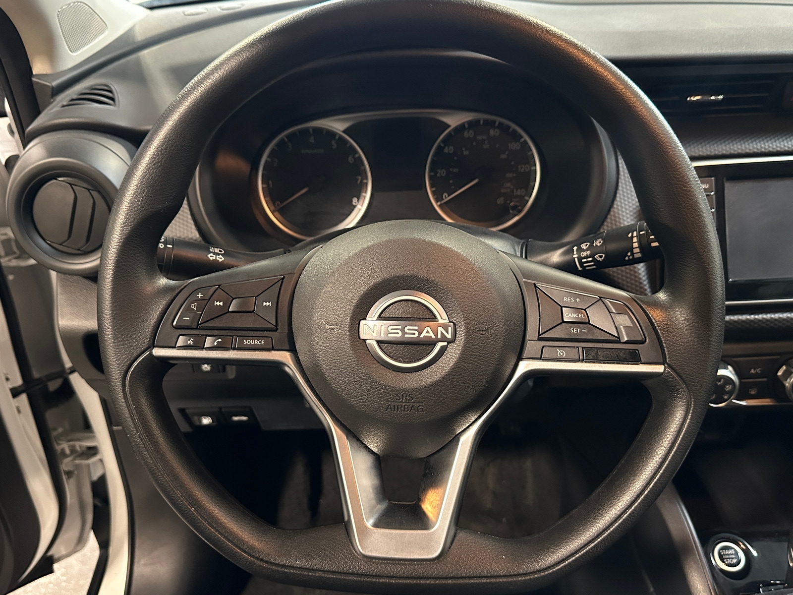 Thumbnail: 2022 Nissan Kicks - 5