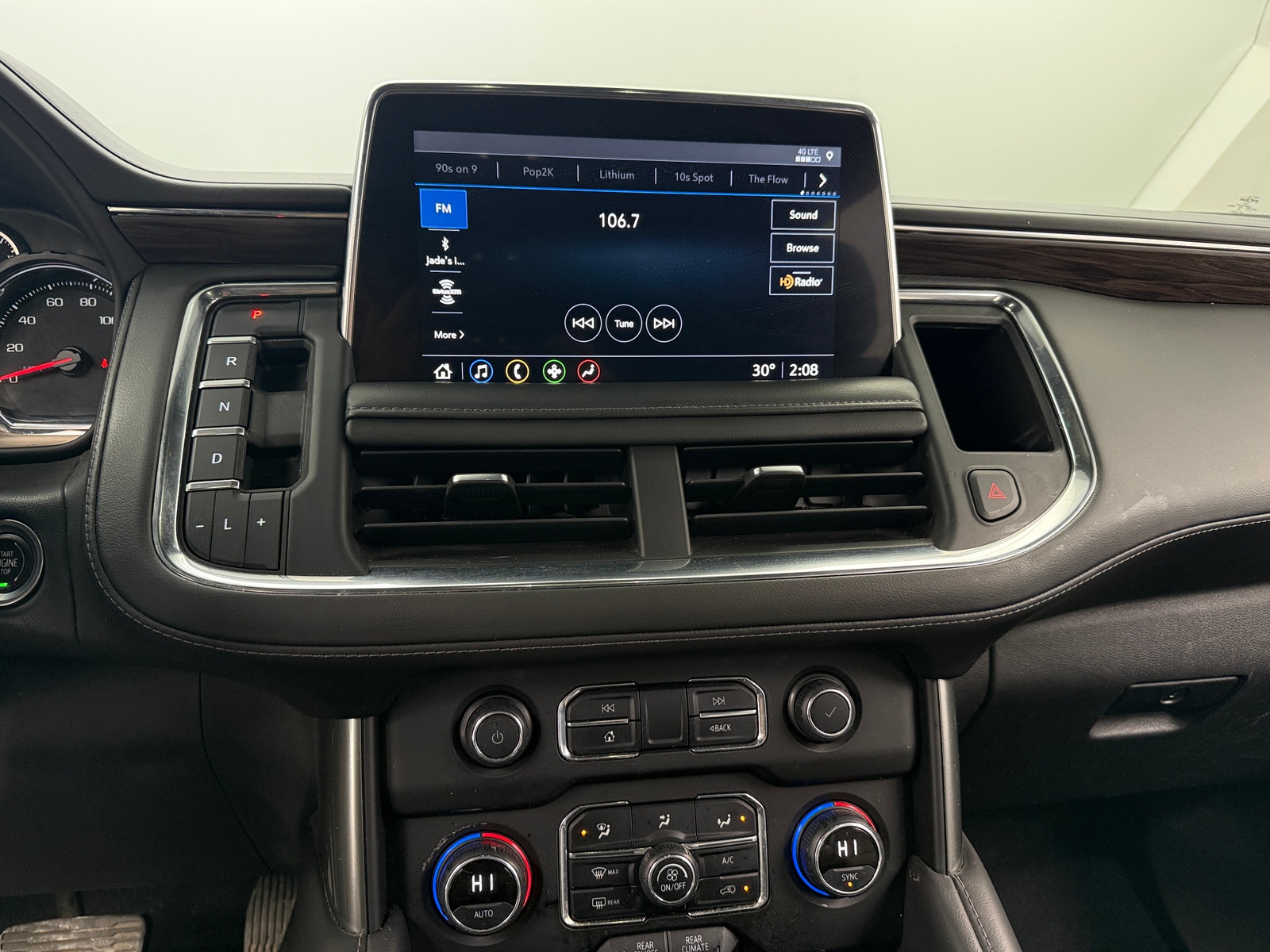 Thumbnail: 2021 Chevrolet Suburban - 4