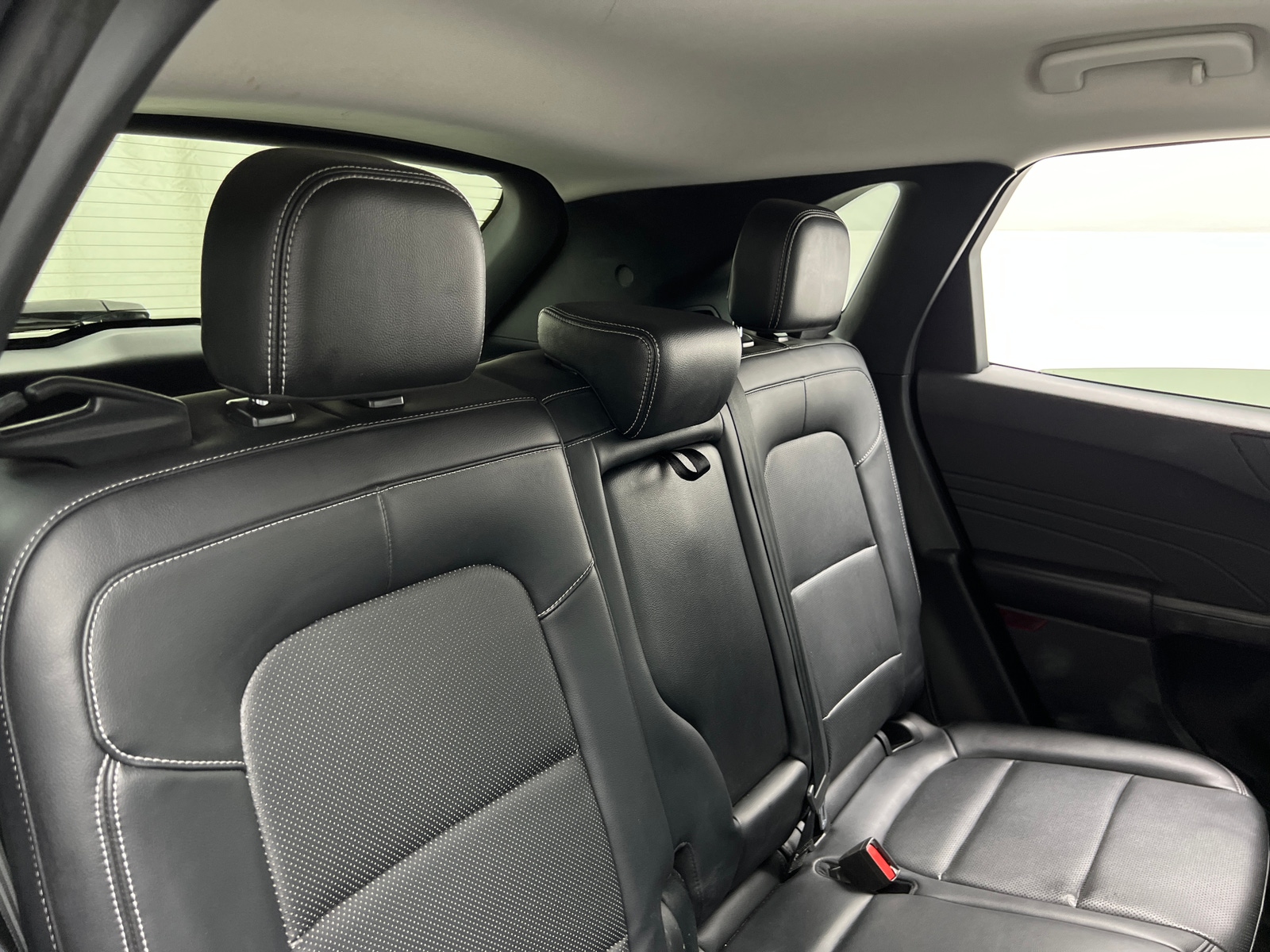 Thumbnail: 2021 Ford Escape - 5