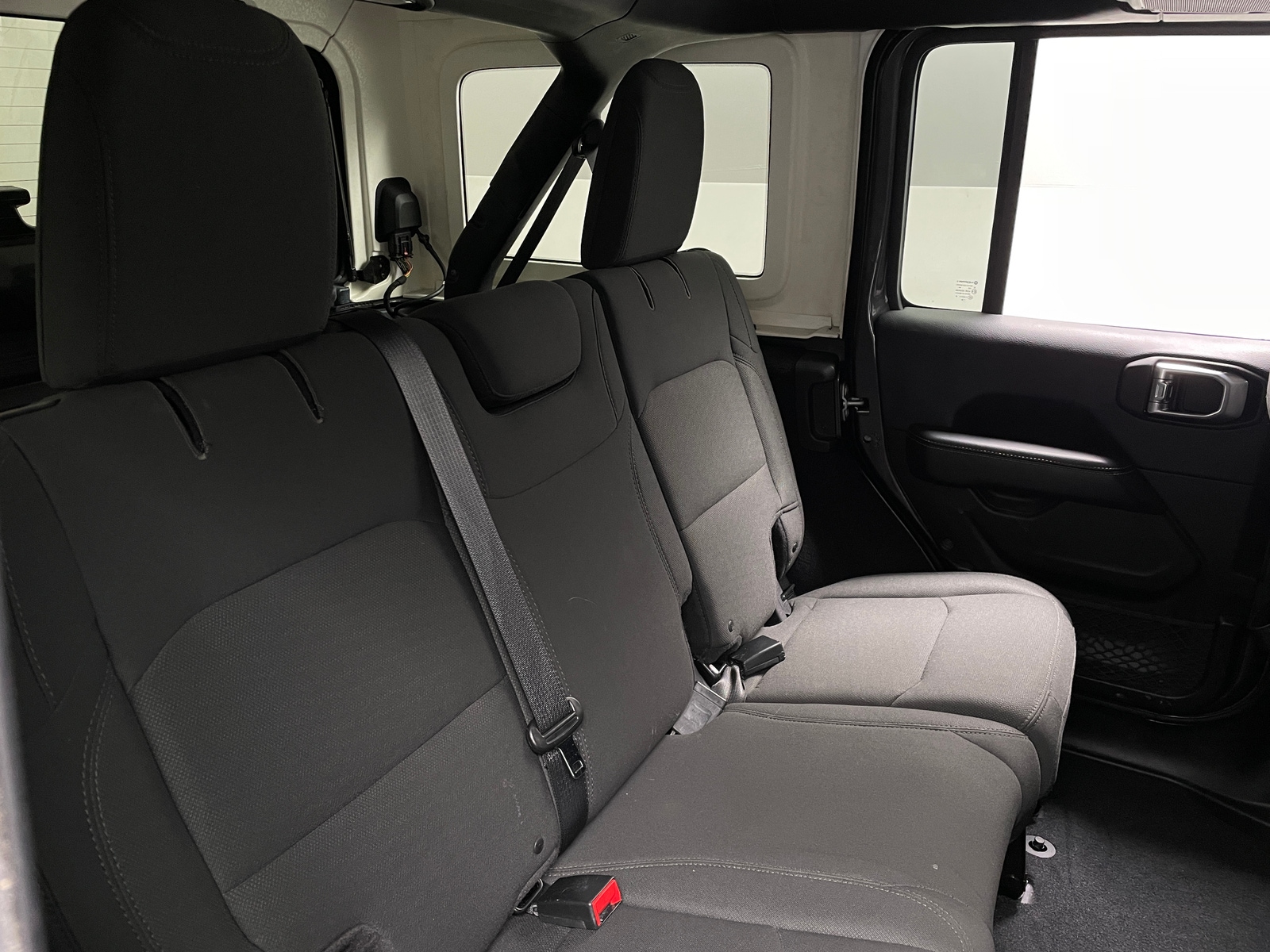 Thumbnail: 2018 Jeep Wrangler - 6