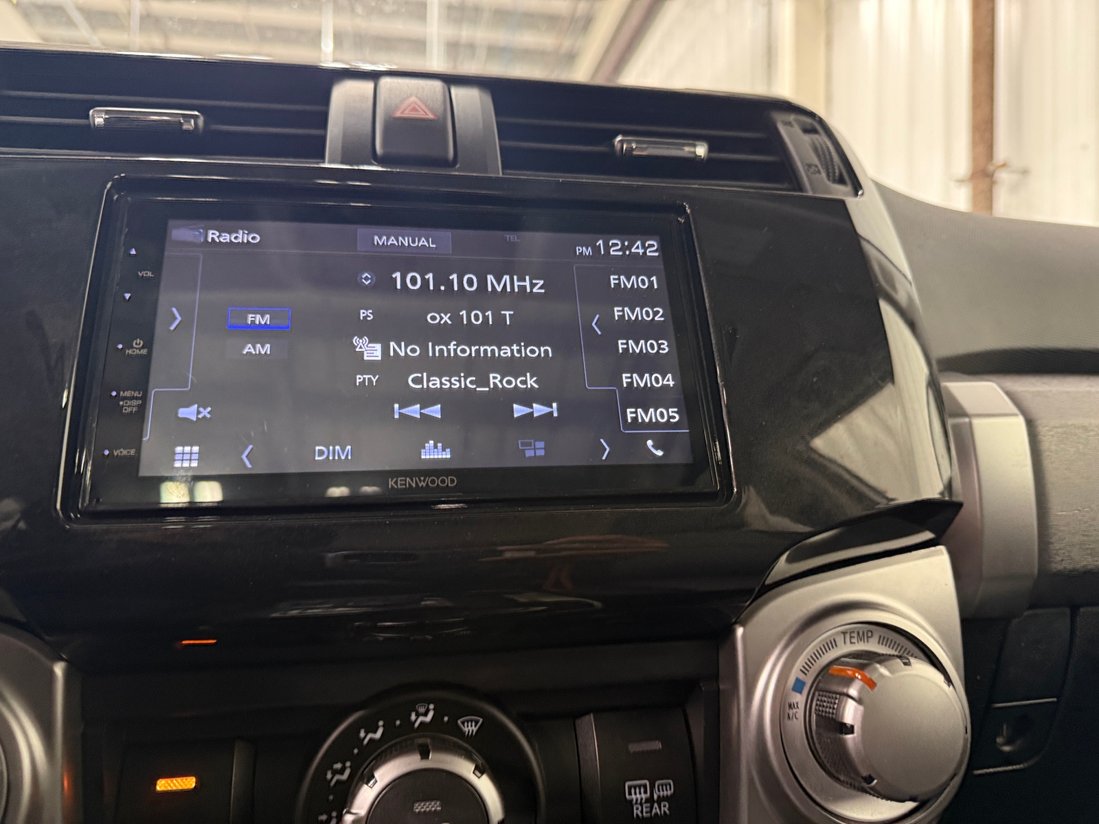 Thumbnail: 2019 Toyota 4Runner - 3