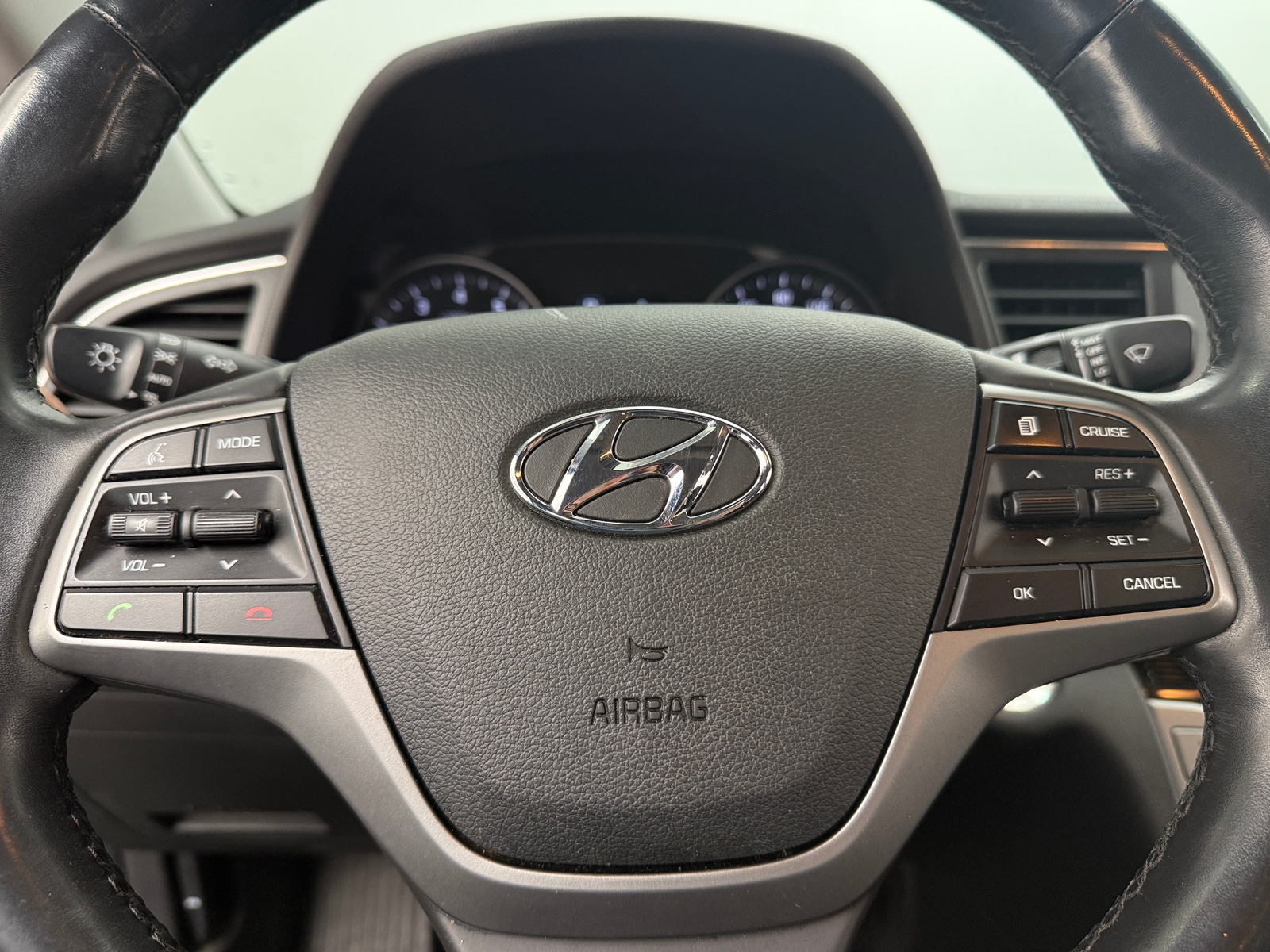 Thumbnail: 2018 Hyundai Elantra - 5