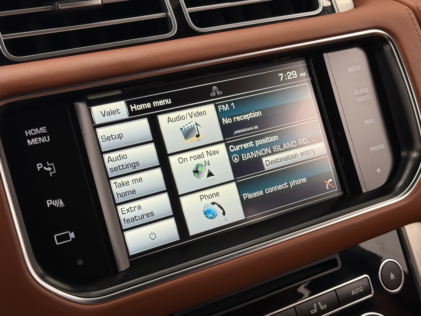 Thumbnail: 2014 Land Rover Range Rover - 3