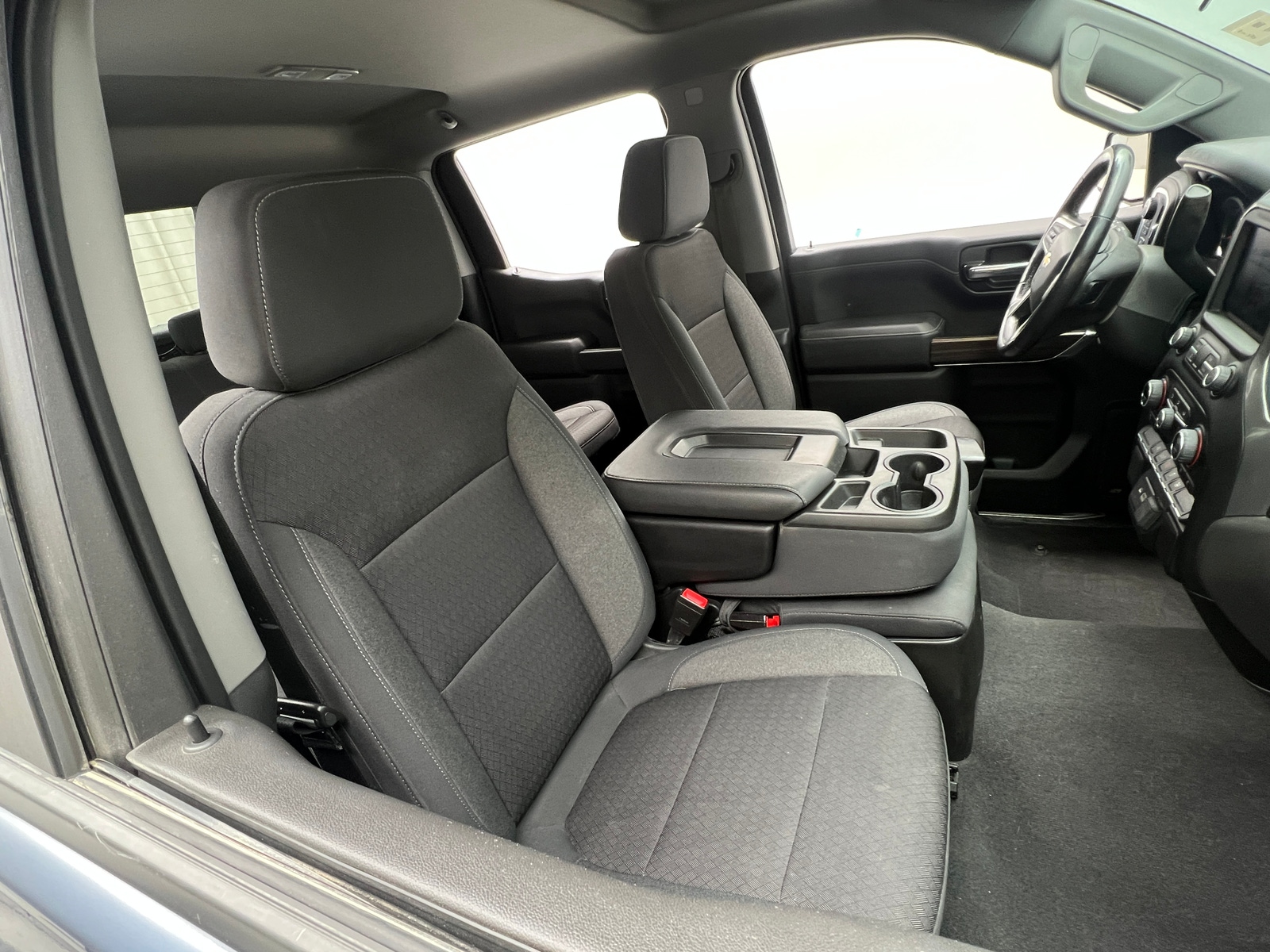 Thumbnail: 2021 Chevrolet Silverado 1500 - 2