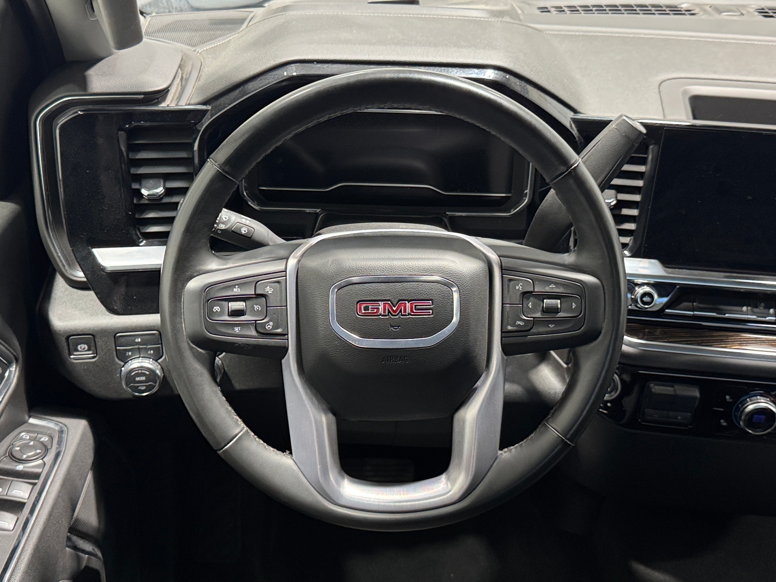 Thumbnail: 2025 GMC Sierra 2500 - 5