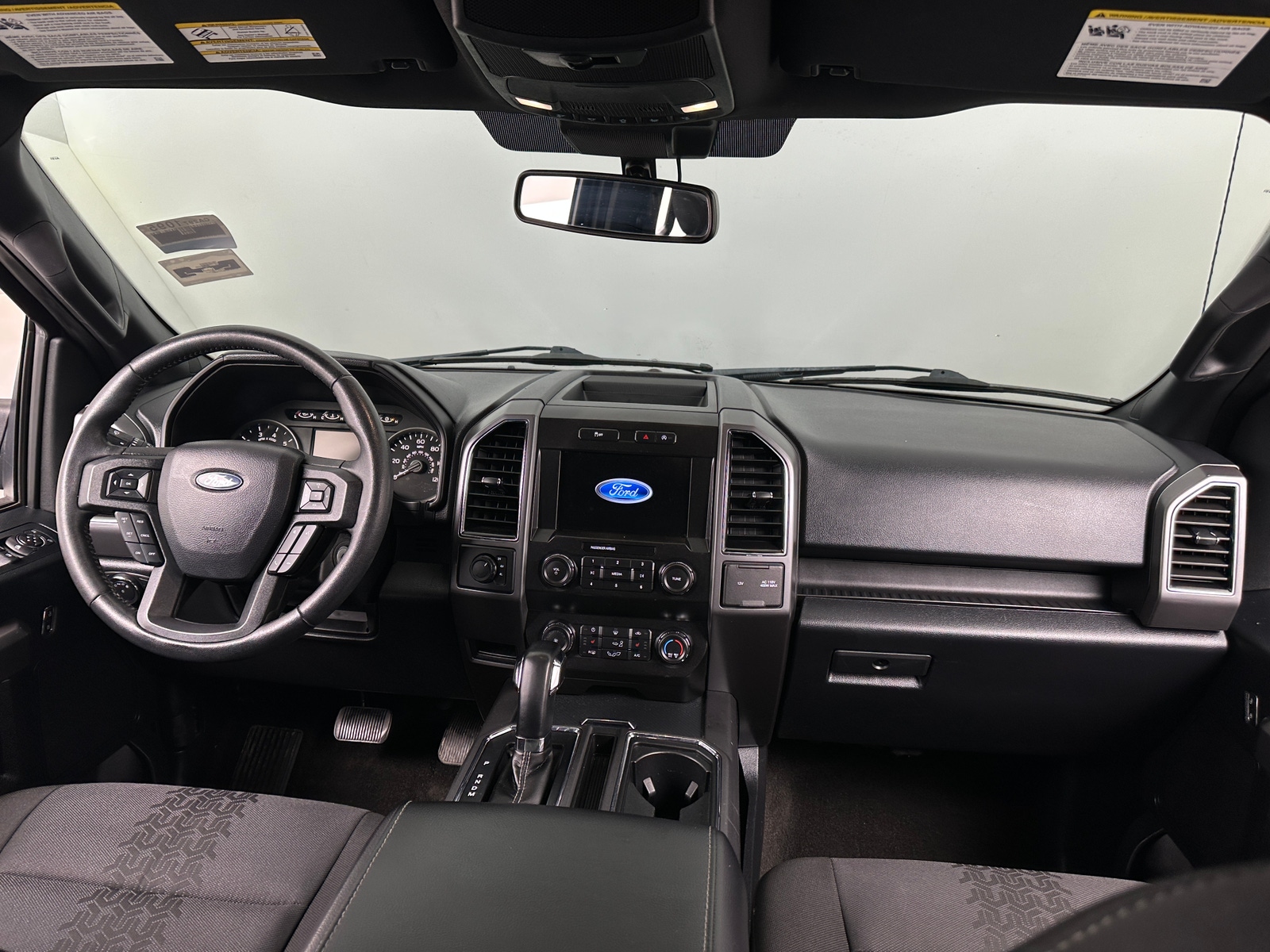 Thumbnail: 2020 Ford Econoline - 3