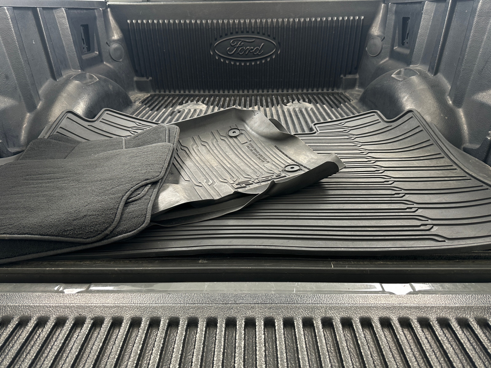 Thumbnail: 2020 Ford Econoline - 7