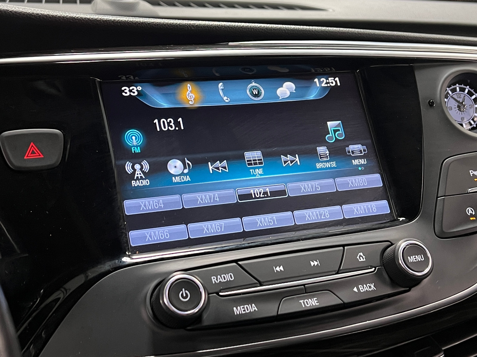 Thumbnail: 2020 Buick Envision - 3