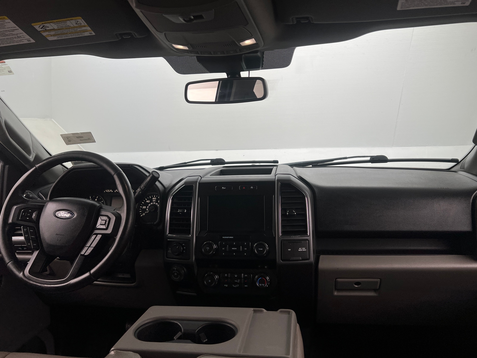 Thumbnail: 2020 Ford Econoline - 3