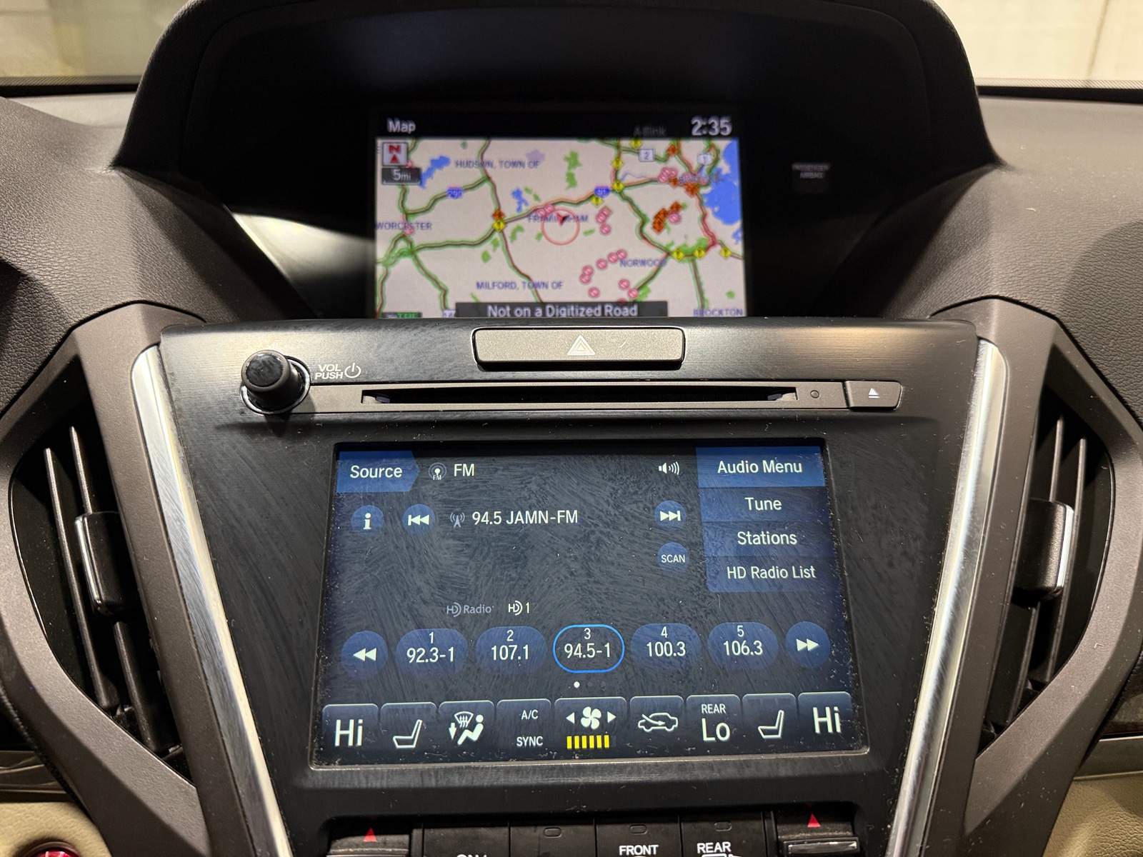 Thumbnail: 2018 Acura MDX - 4