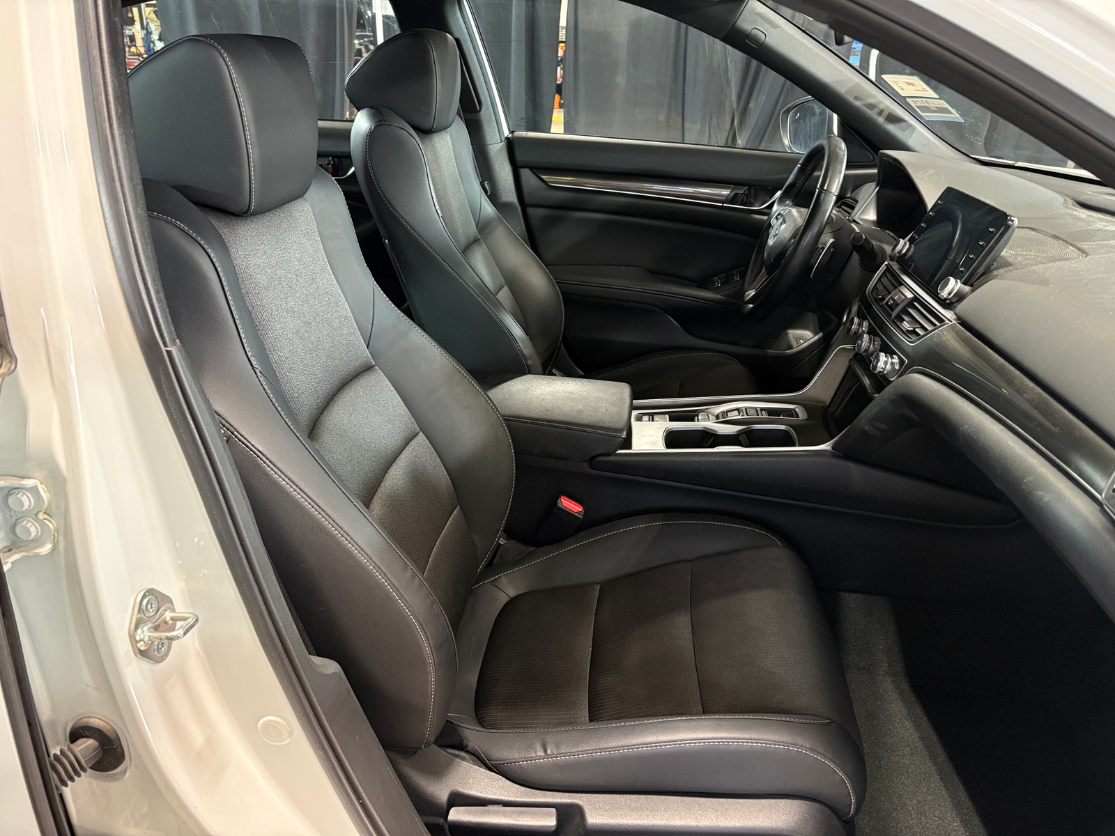 Thumbnail: 2018 Honda Accord - 2