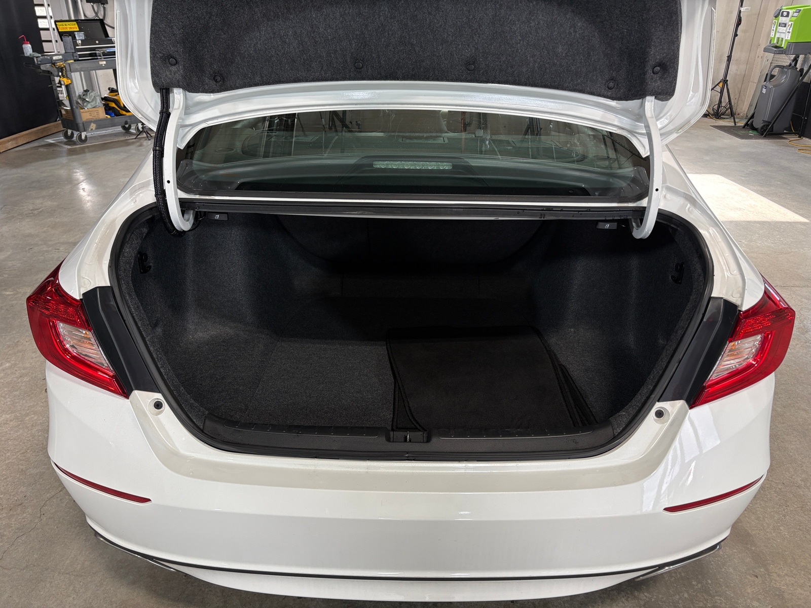 Thumbnail: 2018 Honda Accord - 7