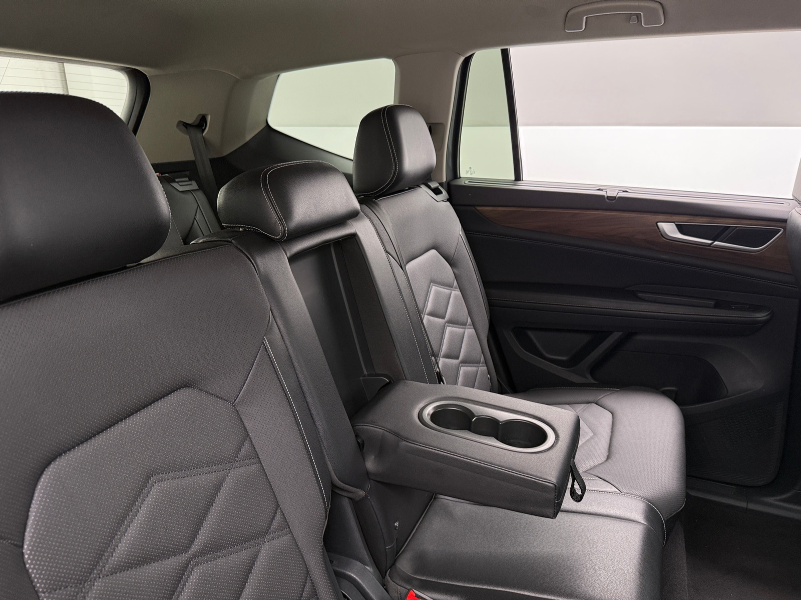 Thumbnail: 2024 Volkswagen Atlas - 5