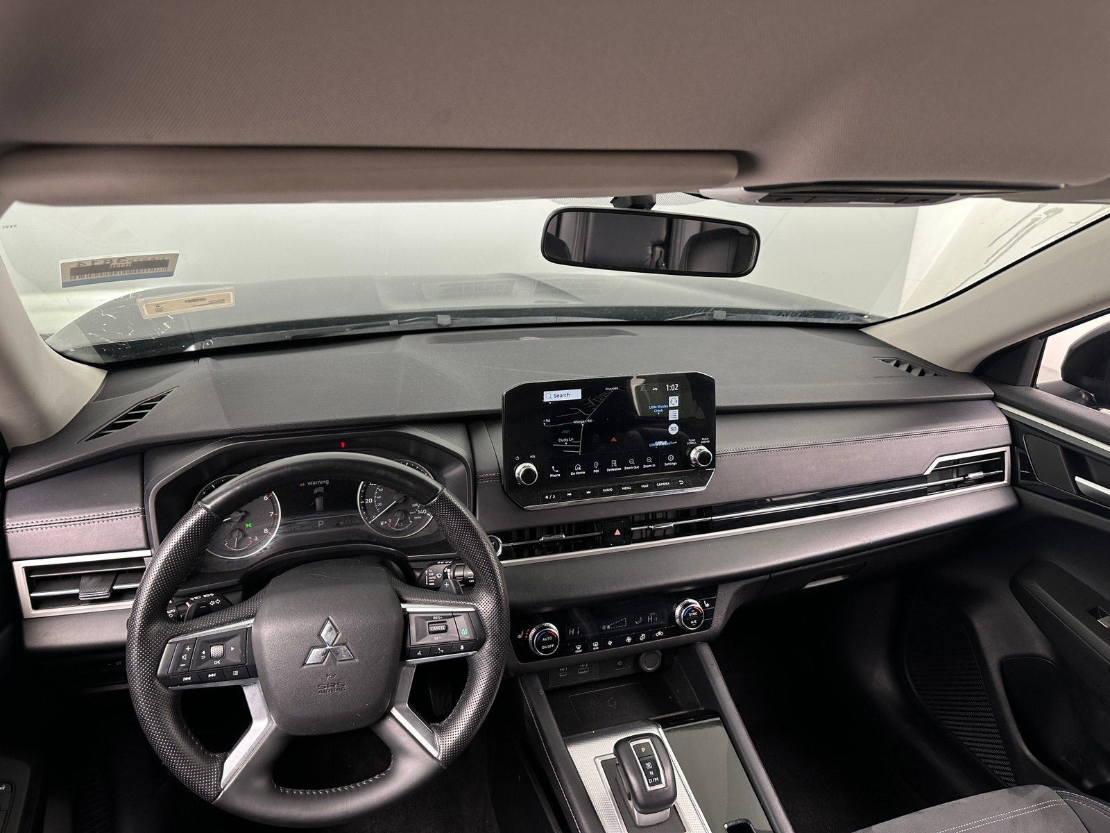 Thumbnail: 2024 Mitsubishi Outlander - 2