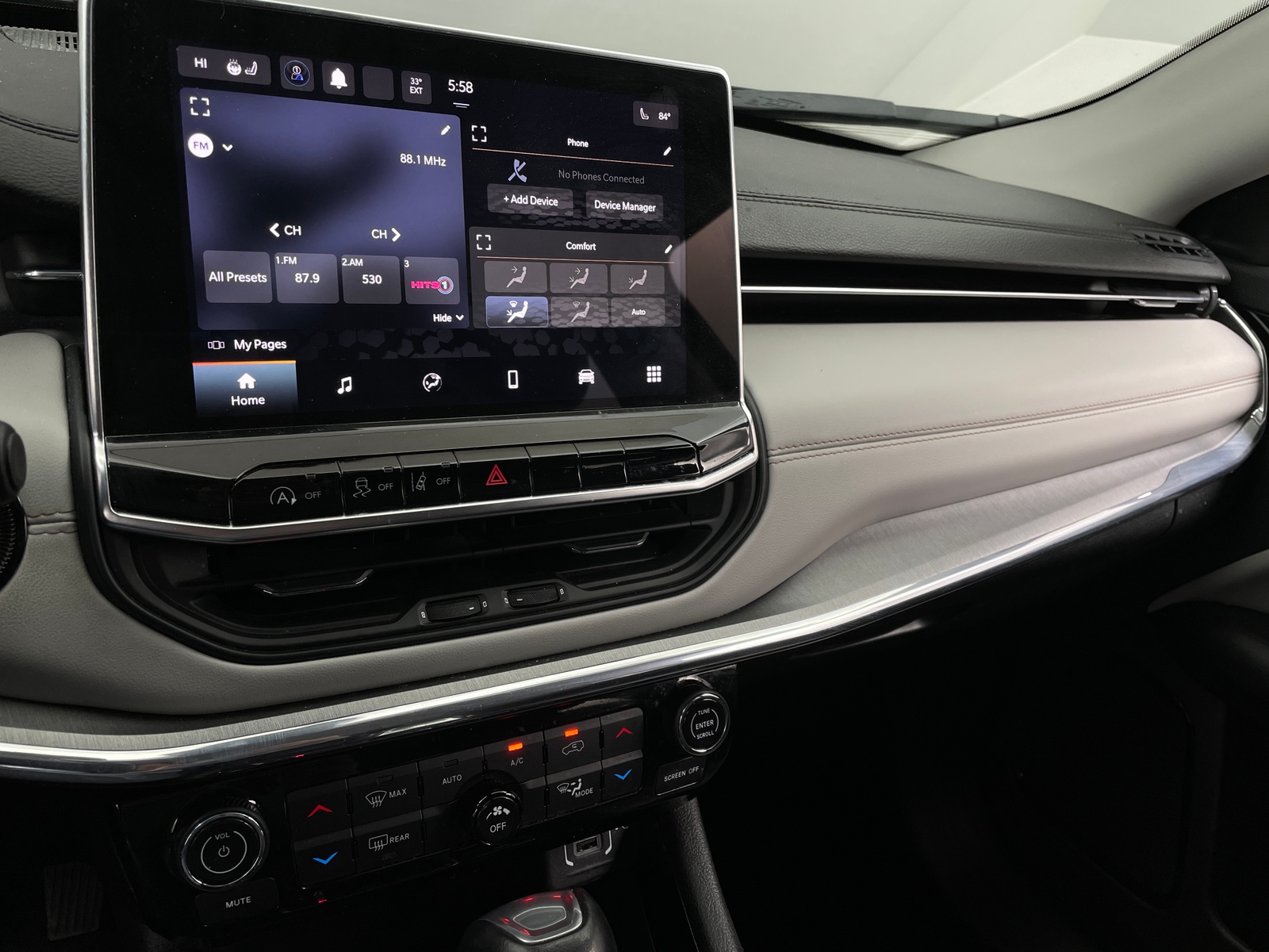 Thumbnail: 2022 Jeep Compass - 3