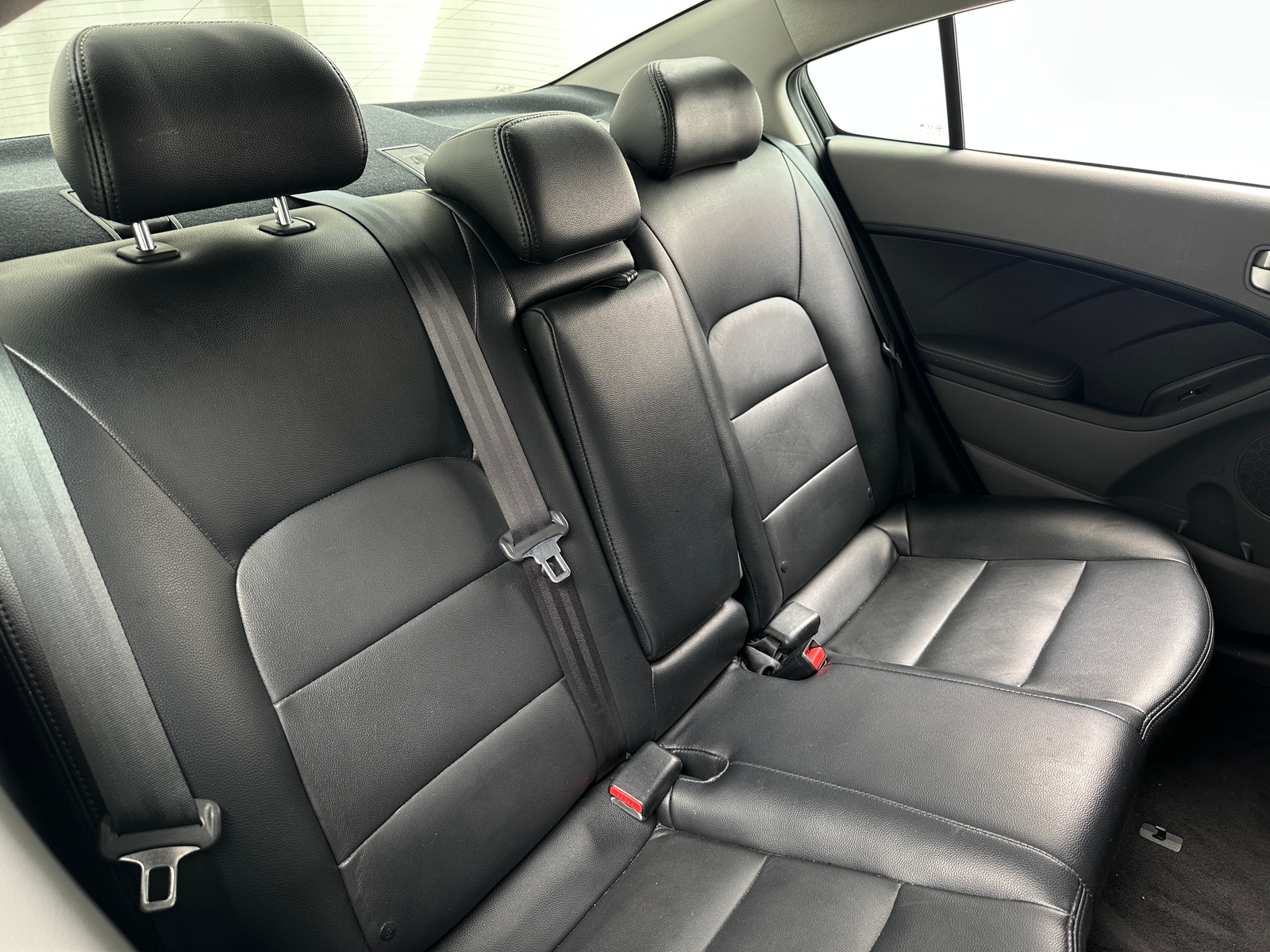 Thumbnail: 2018 Kia Forte - 6