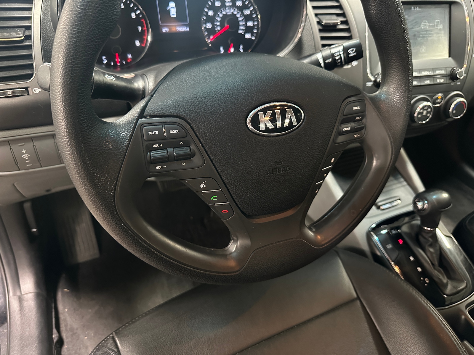 Thumbnail: 2018 Kia Forte - 5