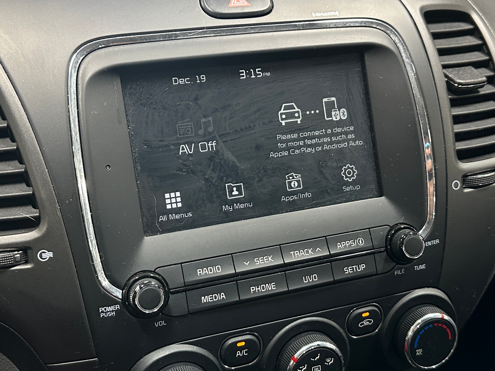 Thumbnail: 2018 Kia Forte - 4