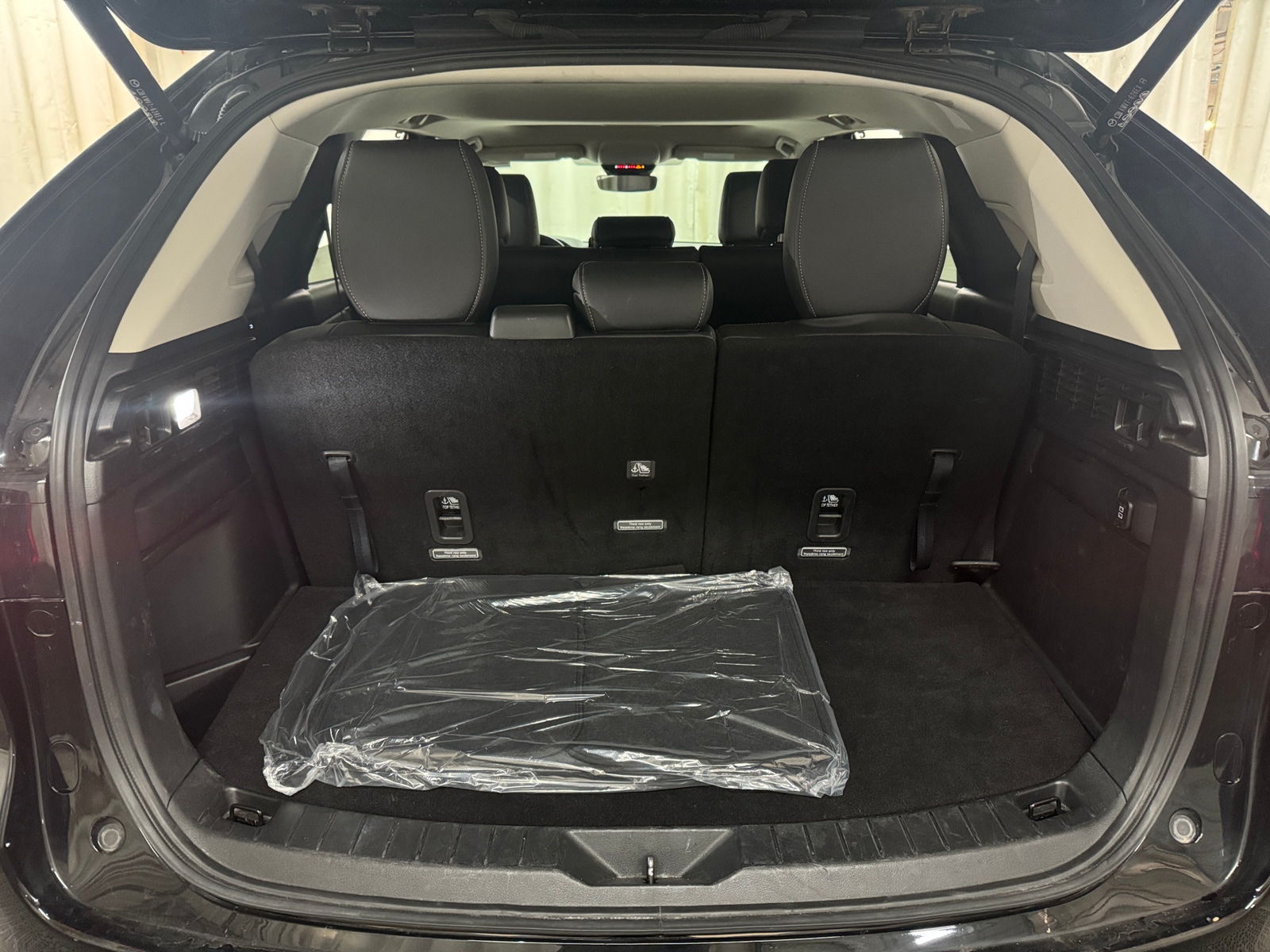 Thumbnail: 2025 Mazda CX-90 - 6