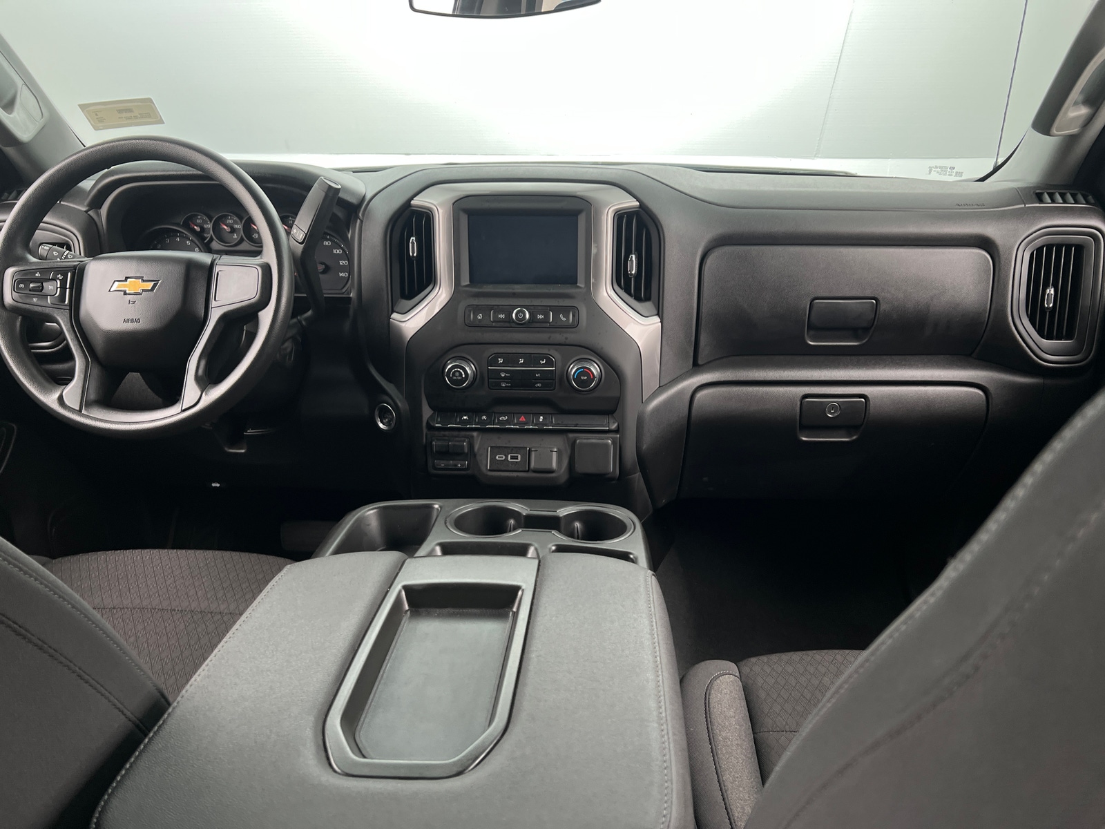 Thumbnail: 2025 Chevrolet Silverado 1500 - 3