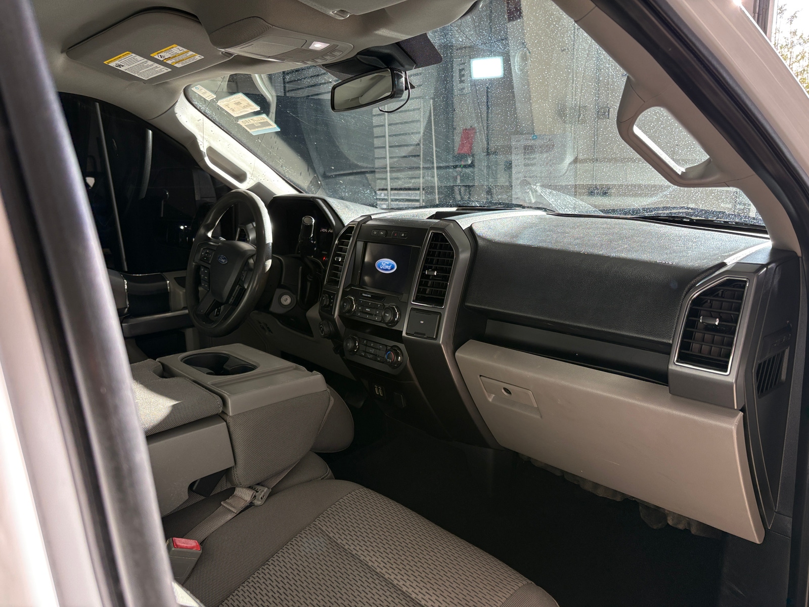 Thumbnail: 2020 Ford Econoline - 3