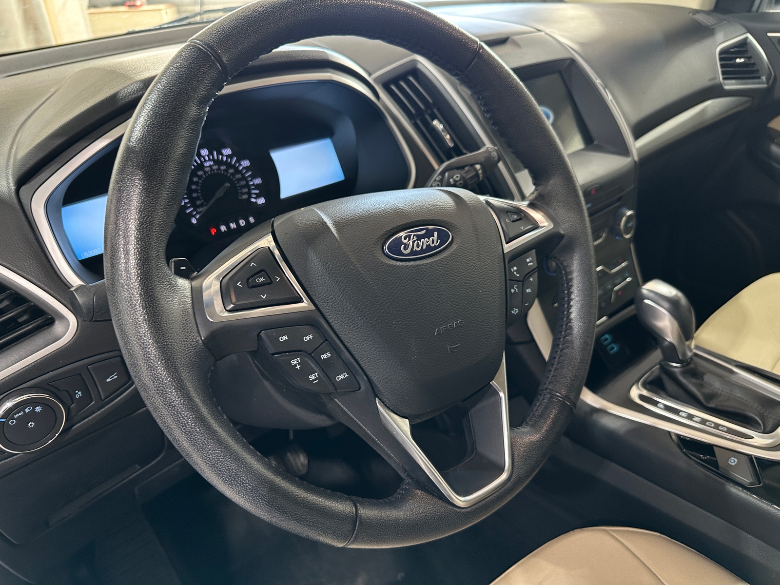 Thumbnail: 2018 Ford Edge - 4