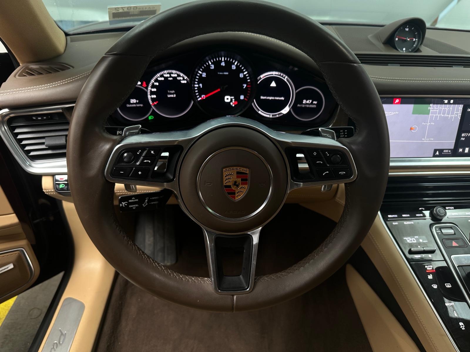 Thumbnail: 2018 Porsche Panamera - 4