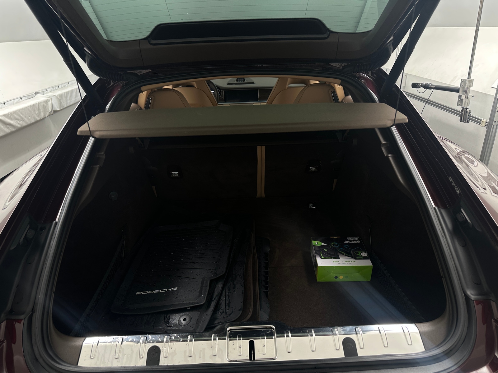 Thumbnail: 2018 Porsche Panamera - 6