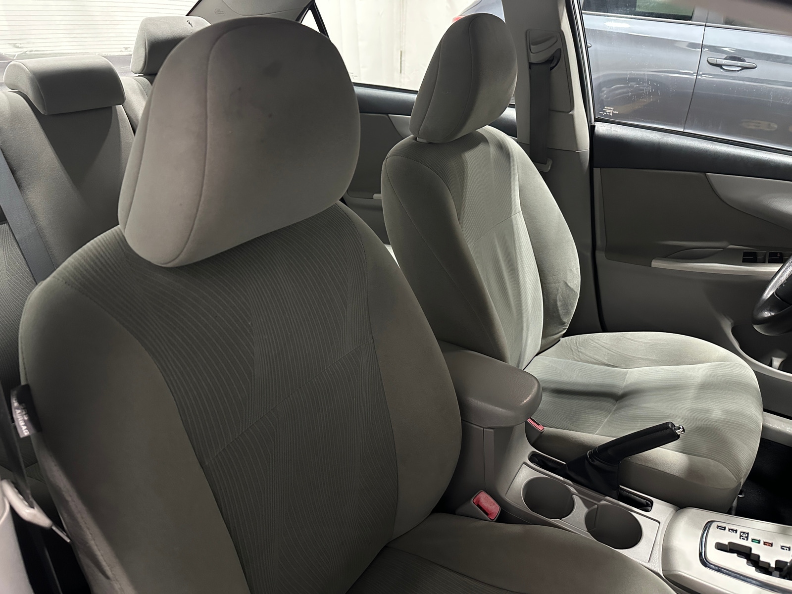 Thumbnail: 2011 Toyota Corolla - 2