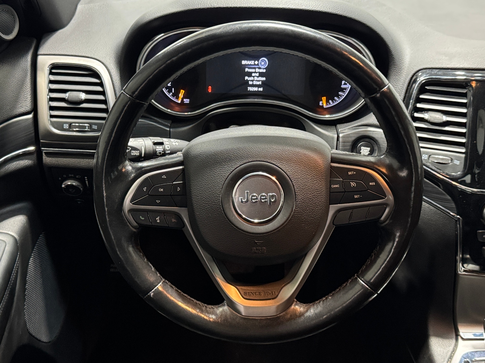 Thumbnail: 2021 Jeep Grand Cherokee - 4