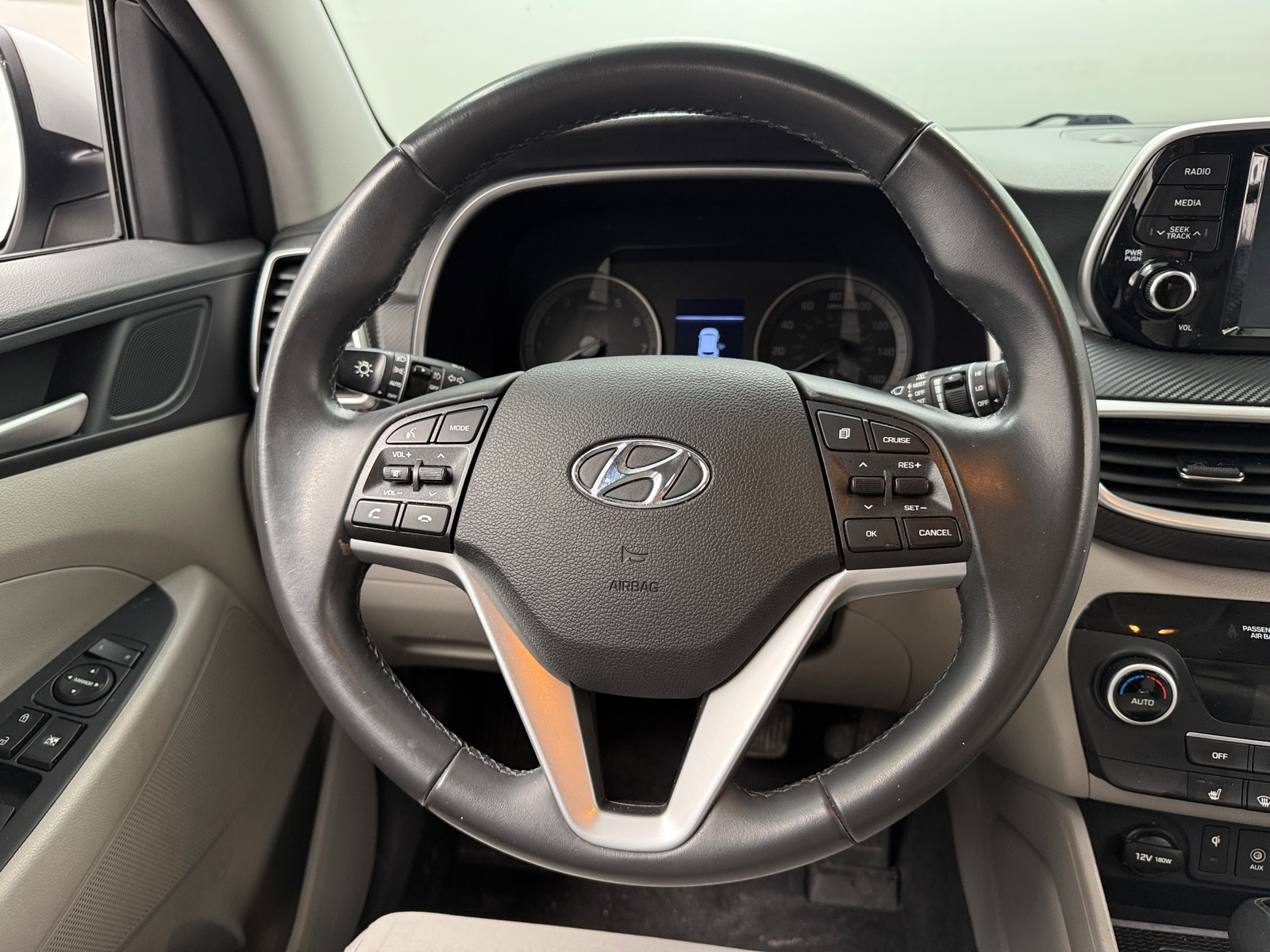 Thumbnail: 2020 Hyundai Tucson - 5