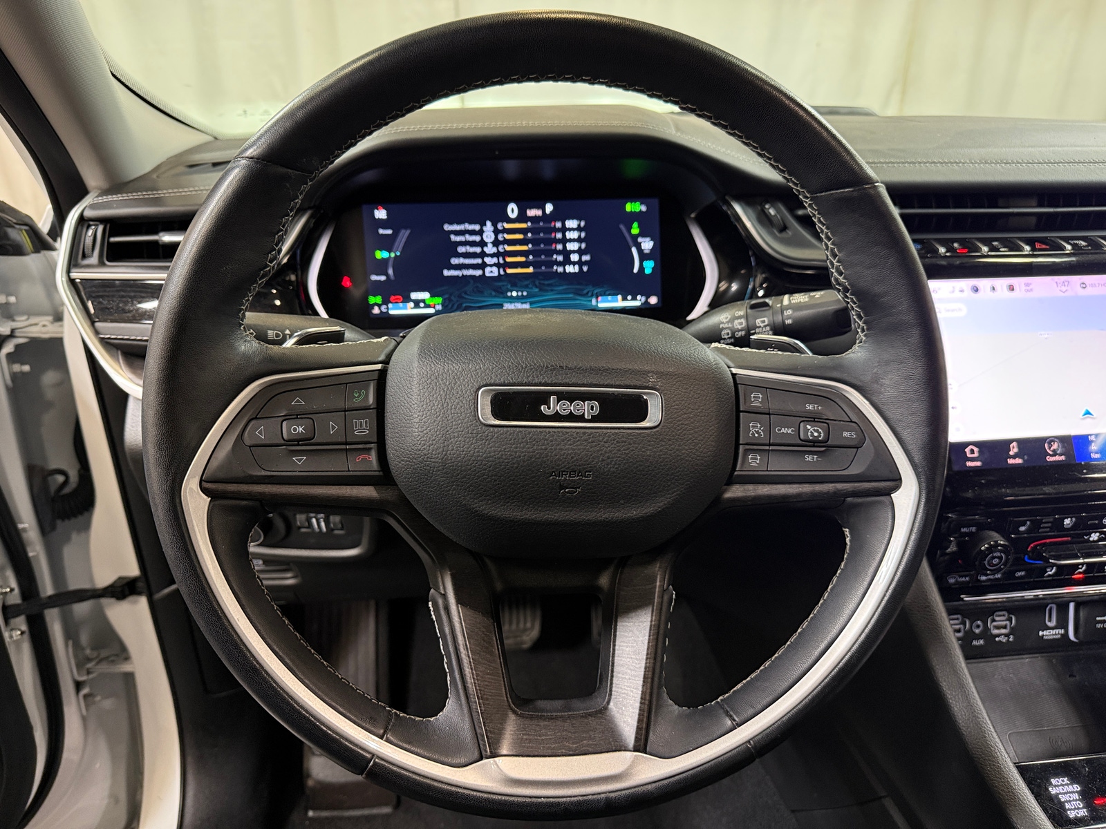 Thumbnail: 2022 Jeep Grand Cherokee - 4