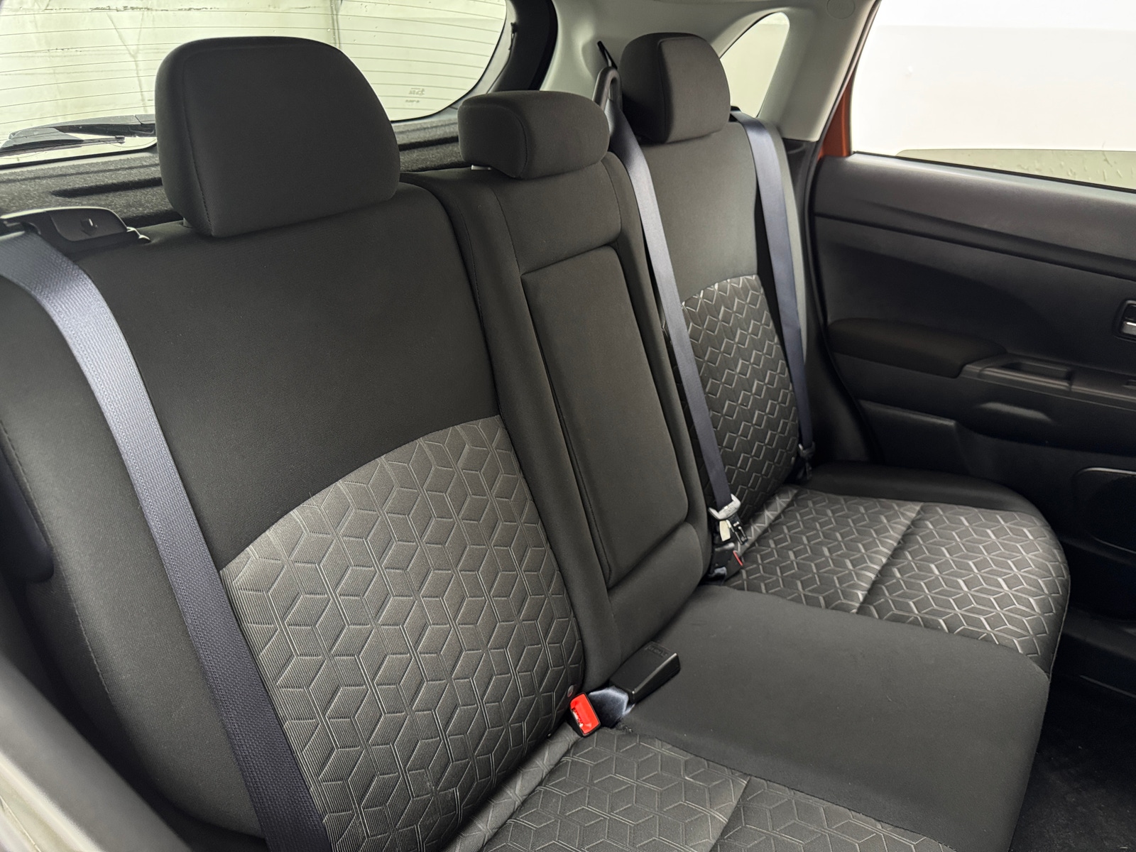 Thumbnail: 2022 Mitsubishi Outlander Sport - 6