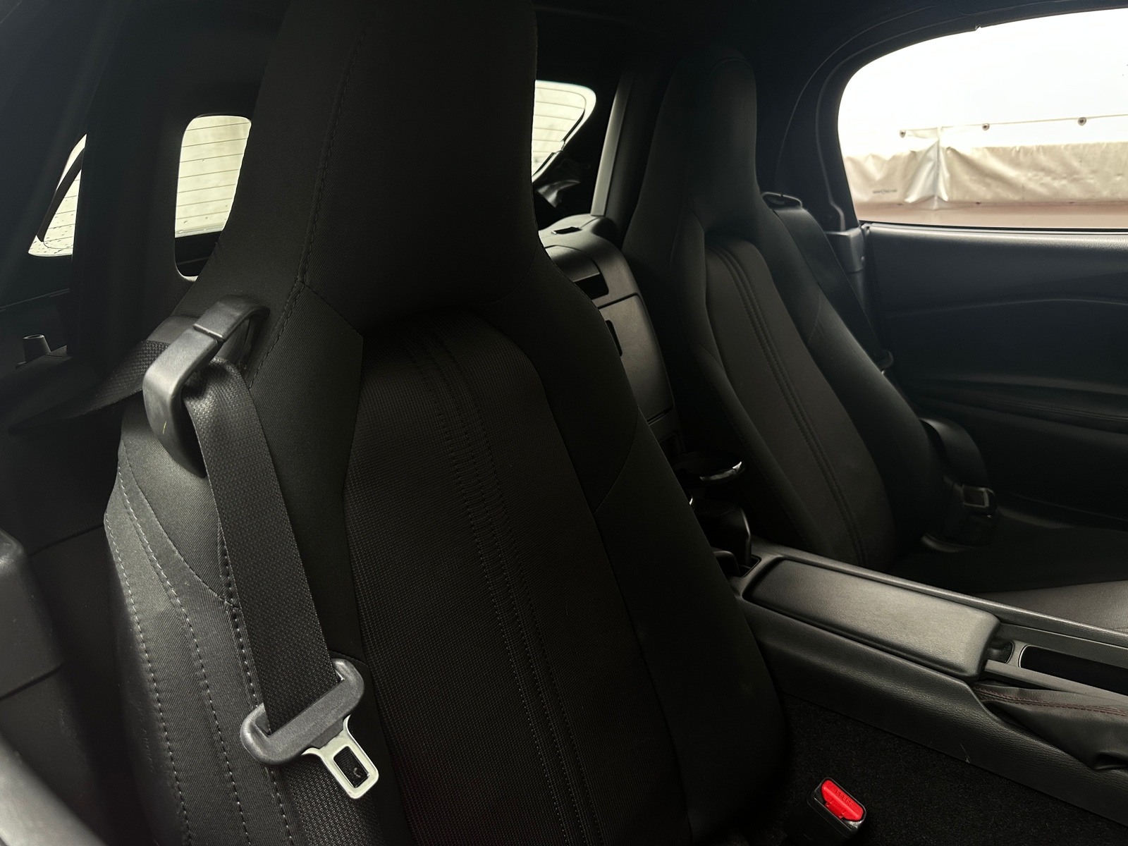 Thumbnail: 2016 Mazda MX-5 Miata - 2