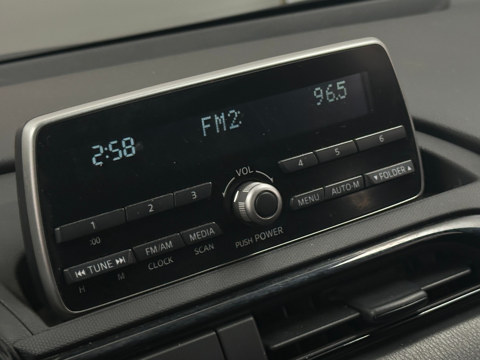 Thumbnail: 2016 Mazda MX-5 Miata - 4