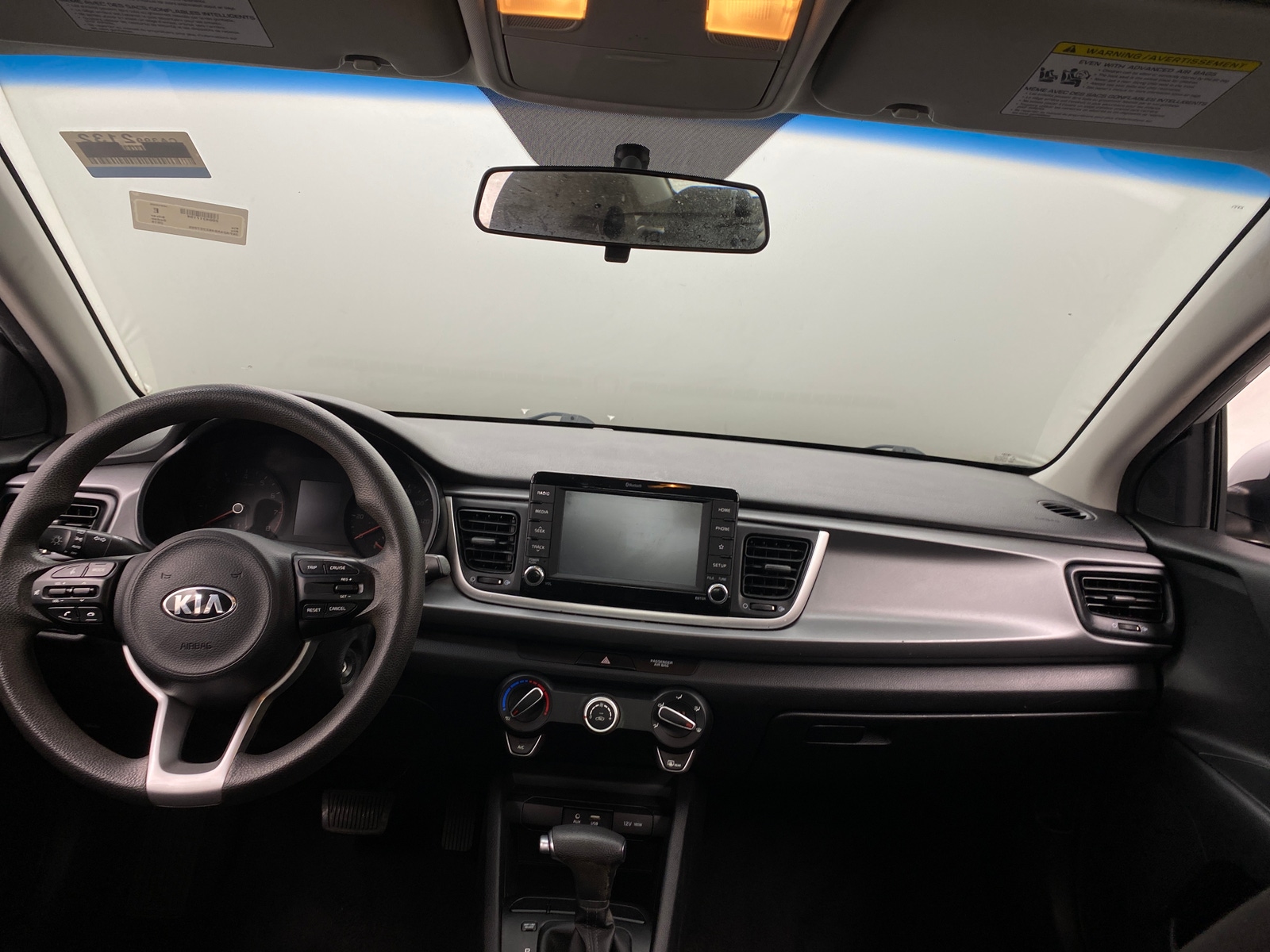 Thumbnail: 2019 Kia Rio - 3