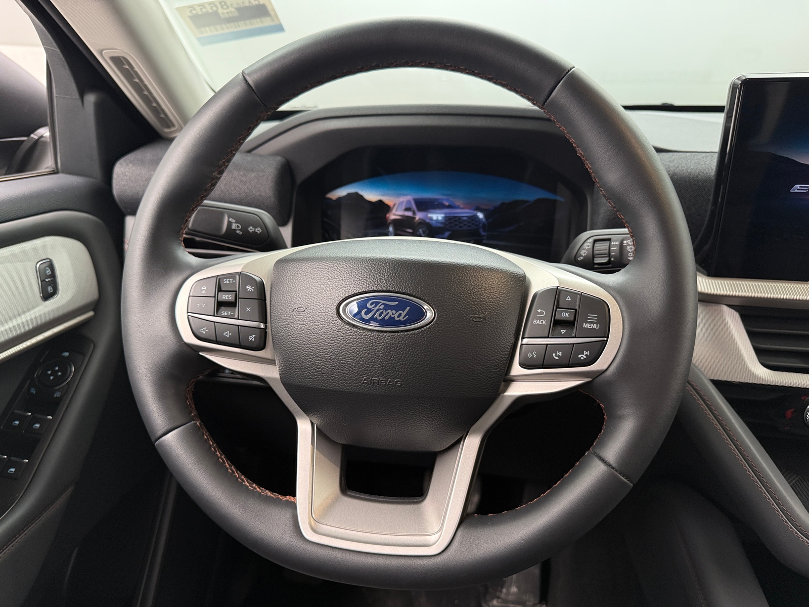 Thumbnail: 2025 Ford Explorer - 5