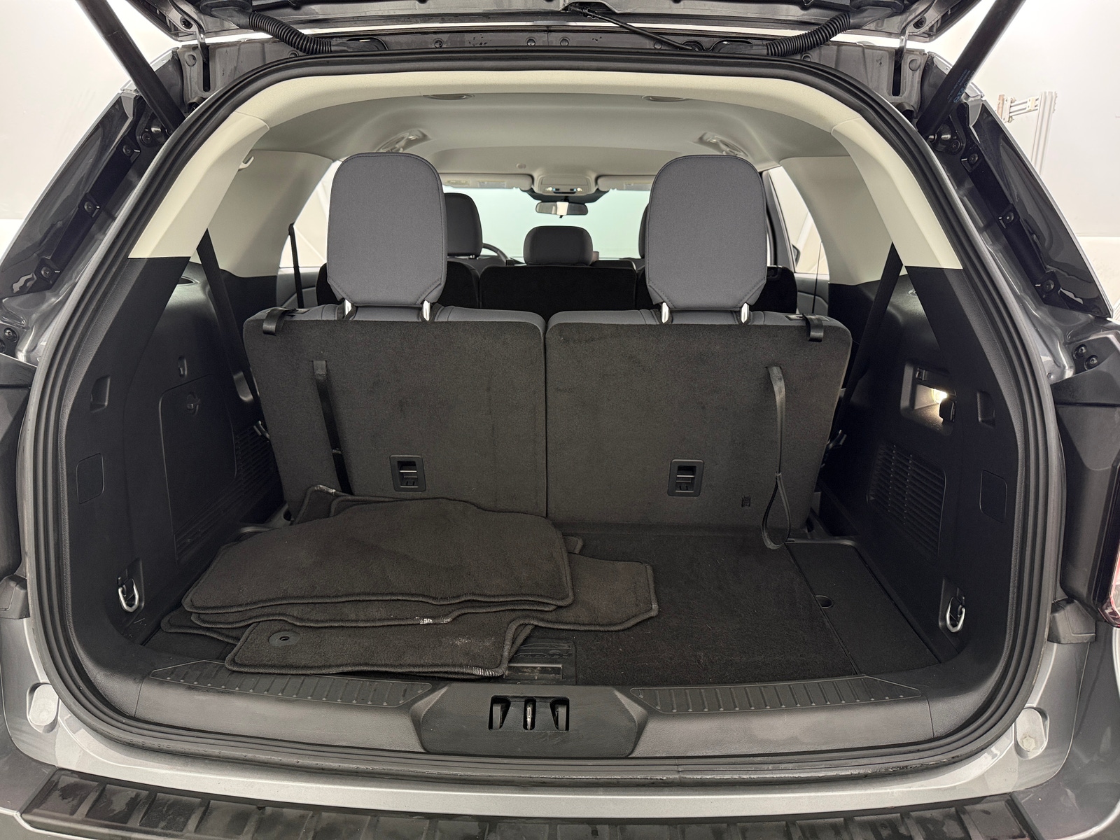 Thumbnail: 2025 Ford Explorer - 7