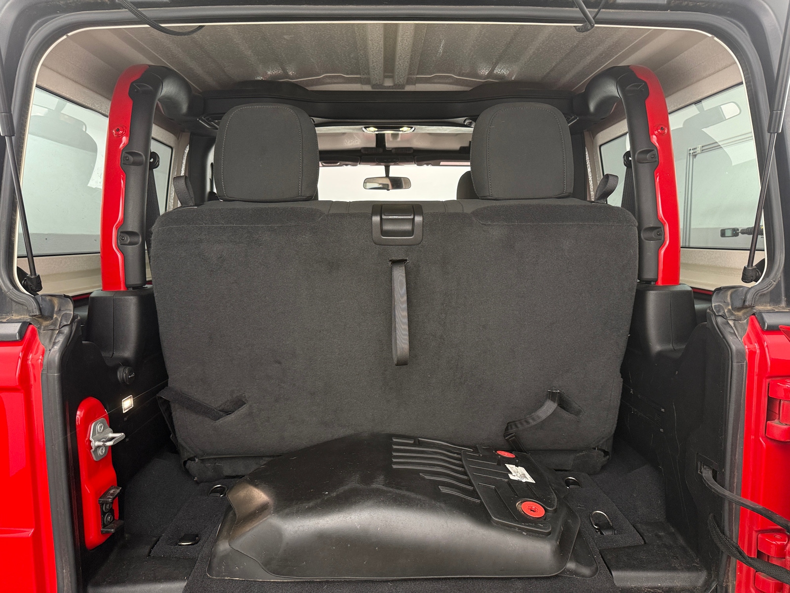 Thumbnail: 2022 Jeep Wrangler - 7