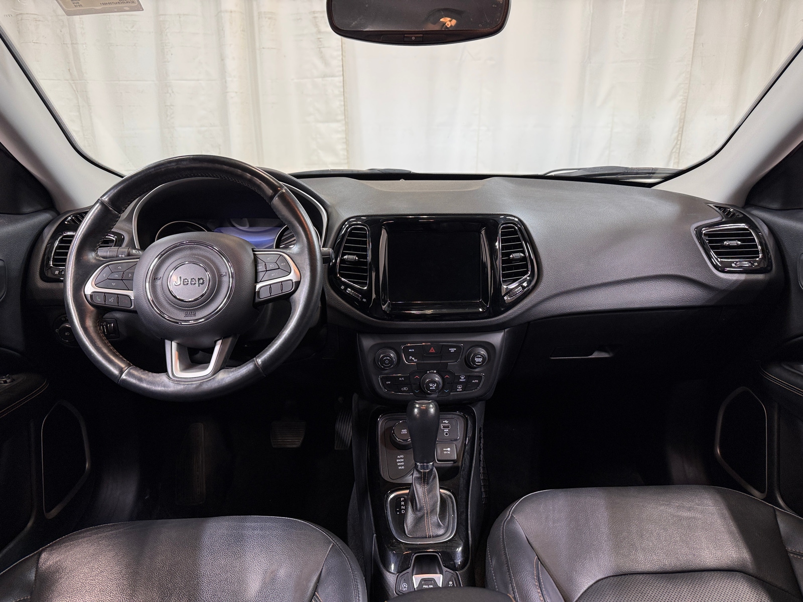 Thumbnail: 2018 Jeep Compass - 2