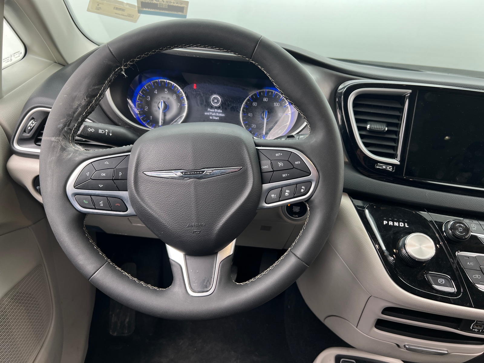 Thumbnail: 2024 Chrysler Pacifica - 4