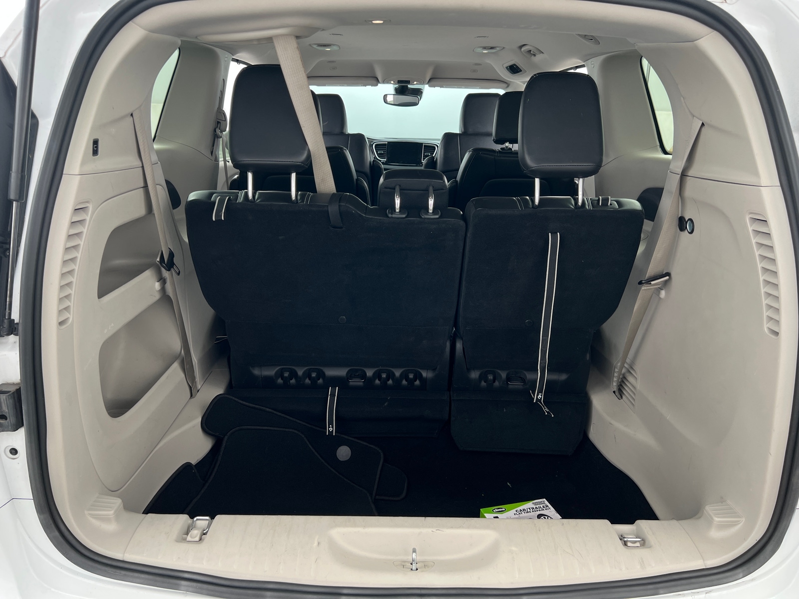 Thumbnail: 2024 Chrysler Pacifica - 6