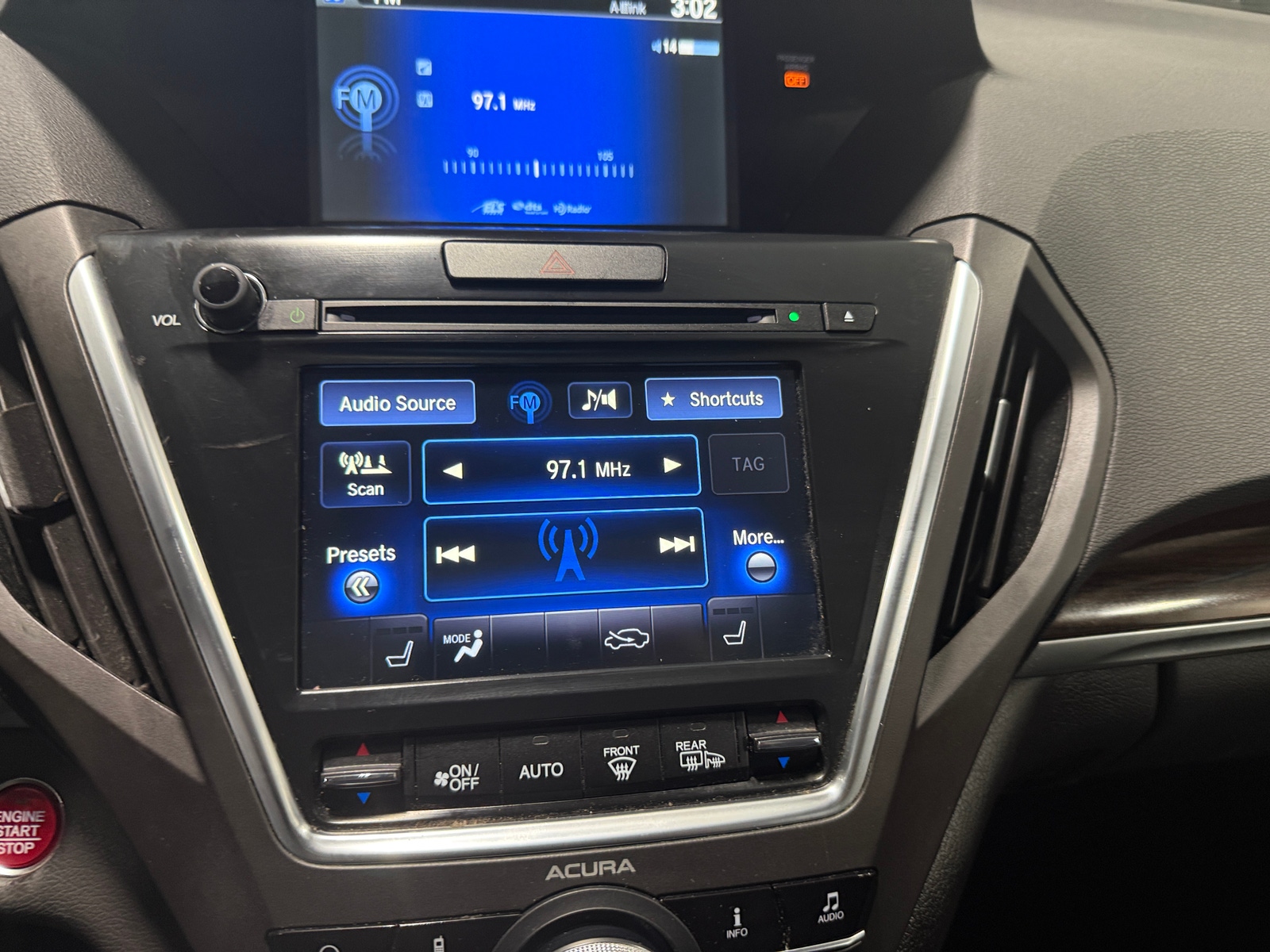 Thumbnail: 2016 Acura MDX - 3