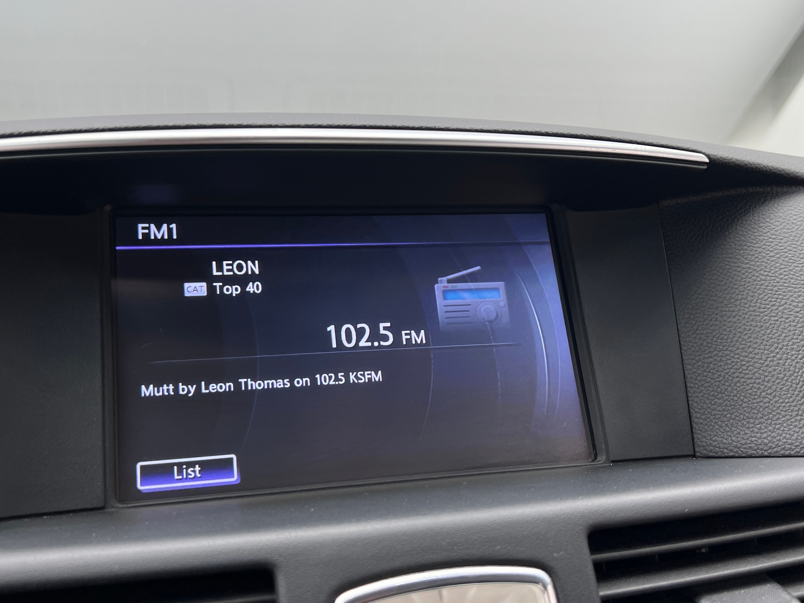 Thumbnail: 2013 INFINITI M37 - 3