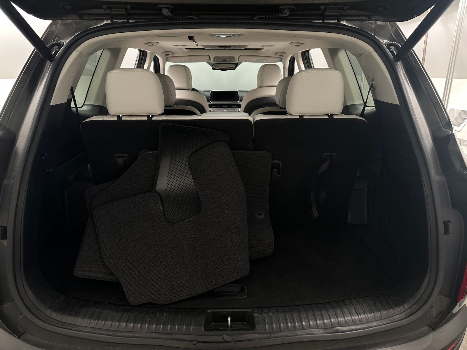 Thumbnail: 2021 Kia Telluride - 6