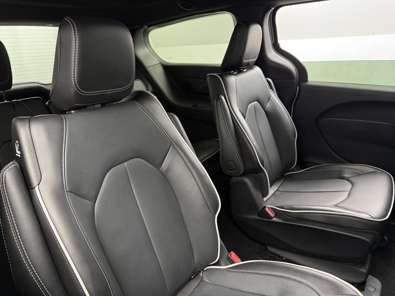 Thumbnail: 2024 Chrysler Pacifica - 5