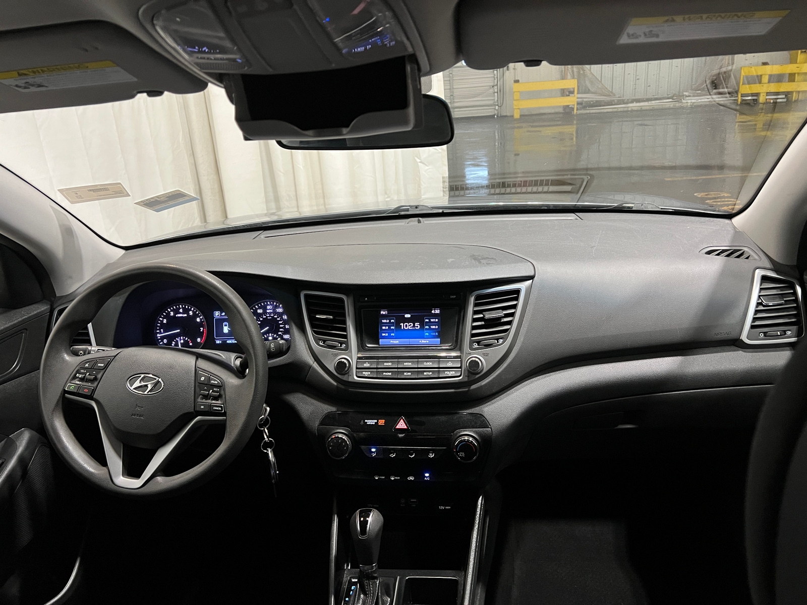 Thumbnail: 2017 Hyundai Tucson - 3