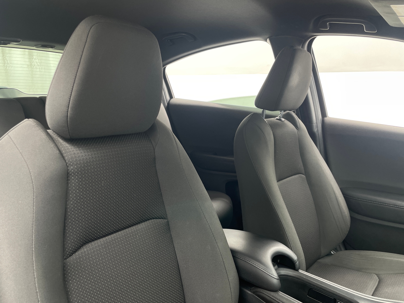 Thumbnail: 2019 Honda HR-V - 2