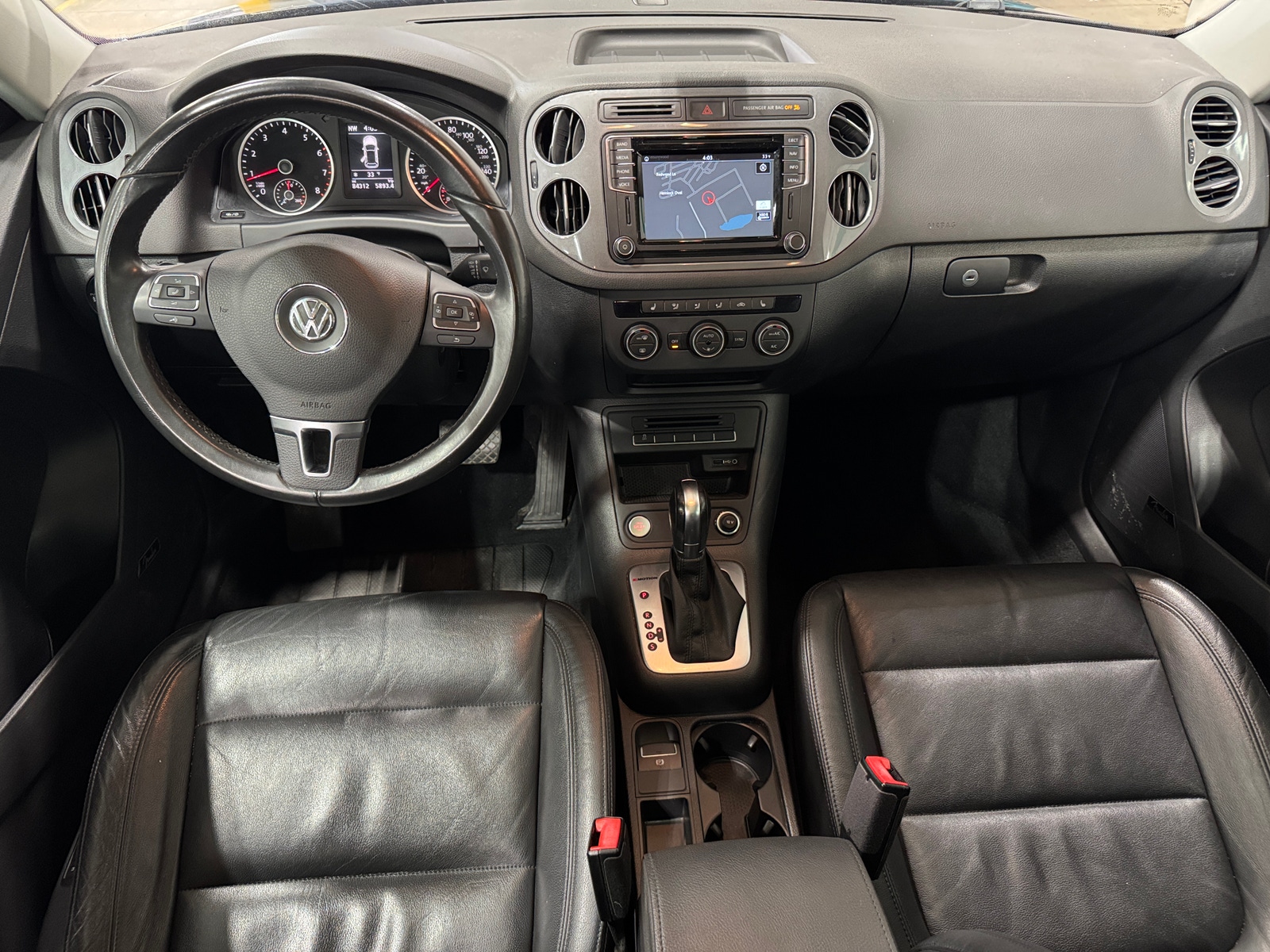 Thumbnail: 2017 Volkswagen Tiguan - 3