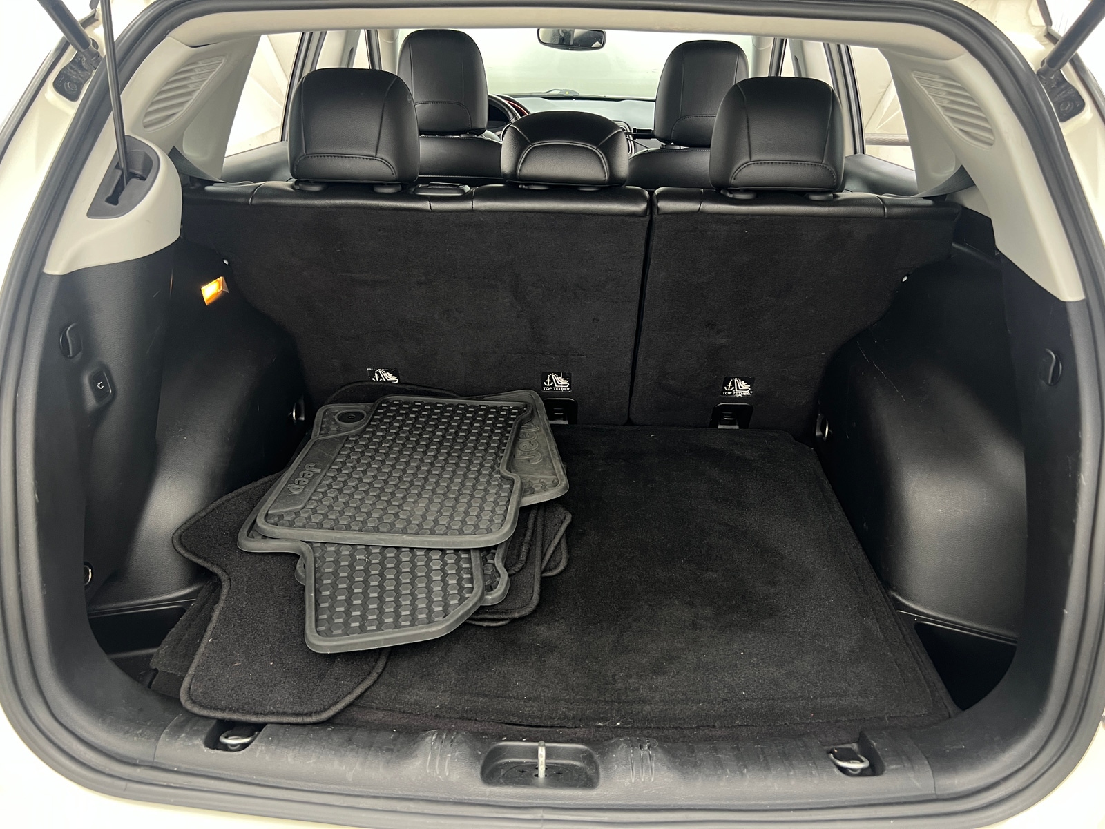 Thumbnail: 2018 Jeep Compass - 7